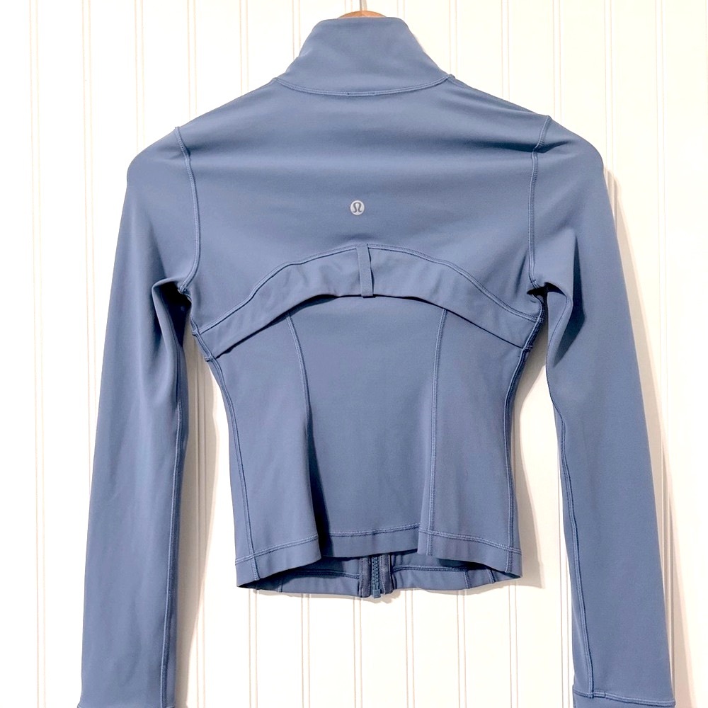 Lululemon Define Cropped Jacket Washed Denim - image 2